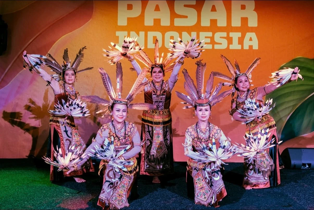 Tari Tradisional KPM Belanda